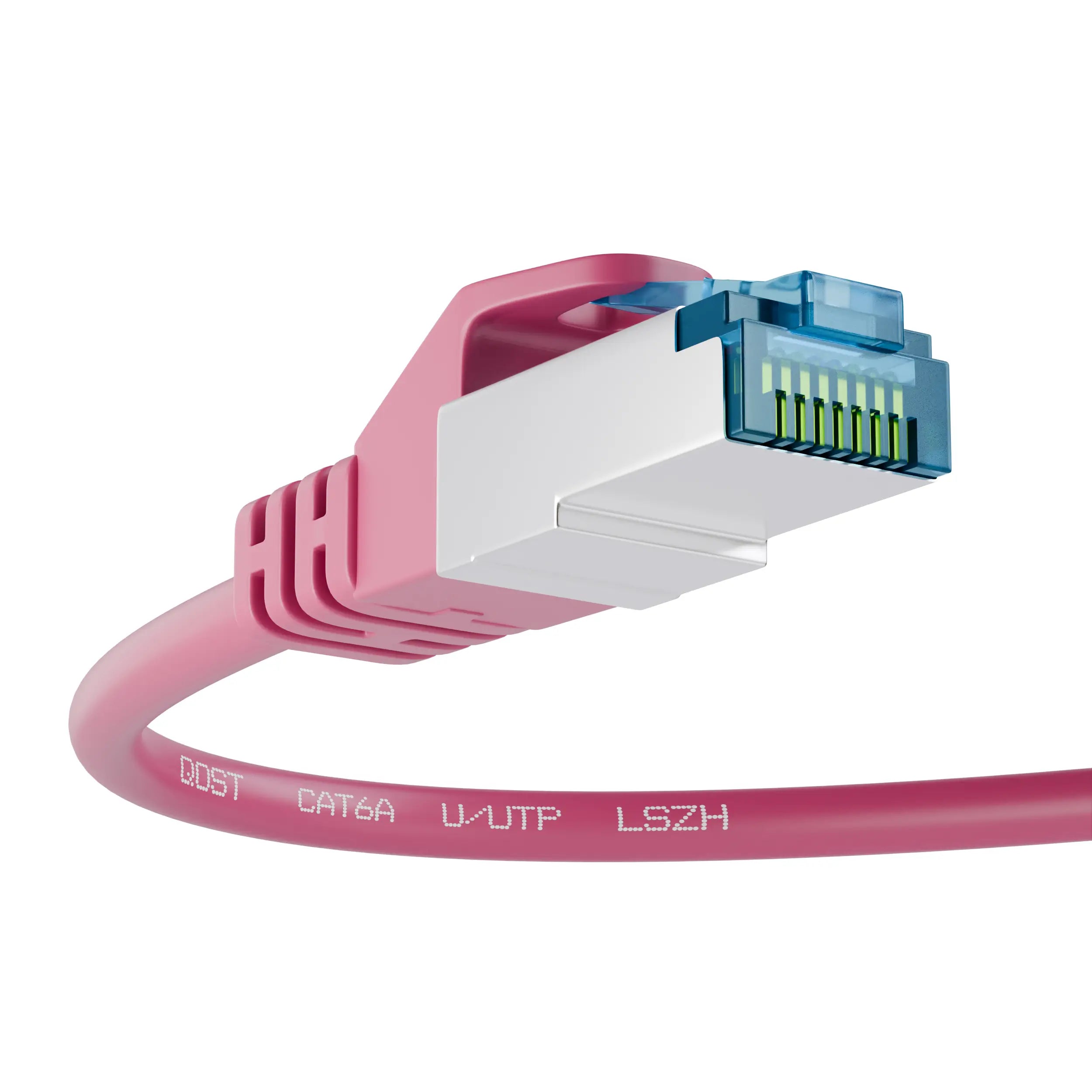 CAT6A CCA UTP LSZH internetkabel roze, met focus op de RJ45 connector en de kabel met opdruk 'U/UTP LSZH, vanuit een schuine hoek.